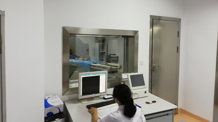 放射科机房改造铅玻璃的选择