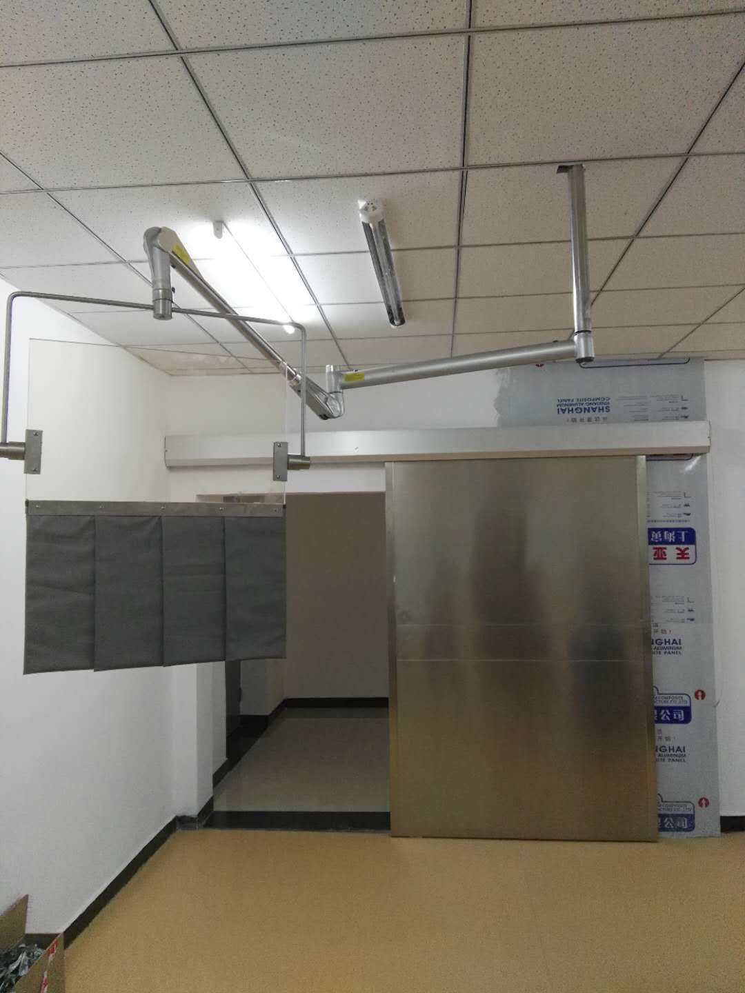 使用防辐射铅屏风的注意事项