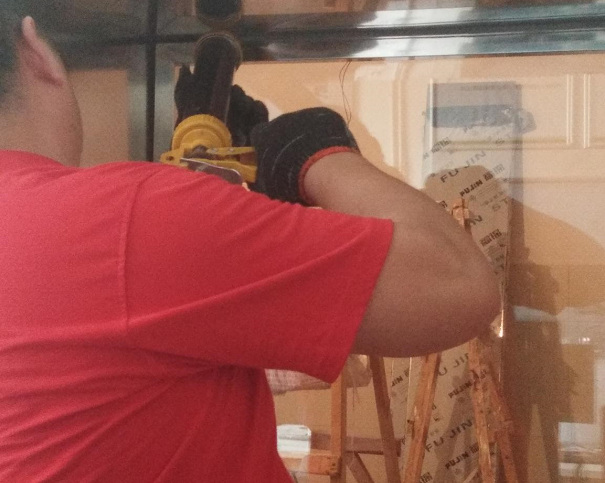 铅玻璃,铅玻璃施工