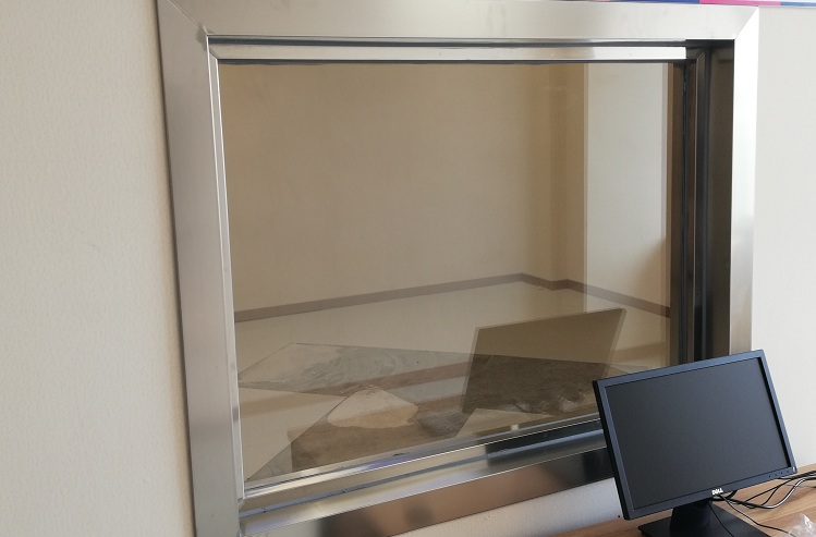 铅玻璃无窗套的严重后果，你愿意承受吗？