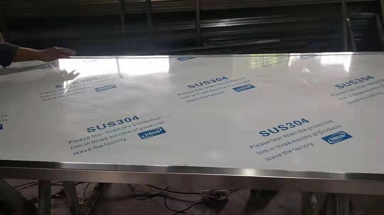 防辐射铅门如何选择不锈钢材